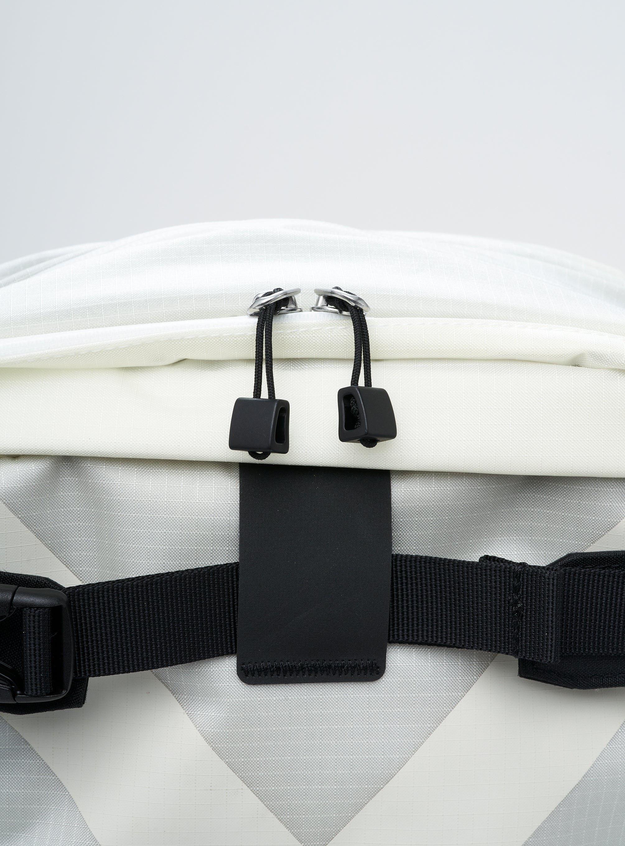 Aluminum Zip Pullers | Customize Your Fjord Backpack | EU